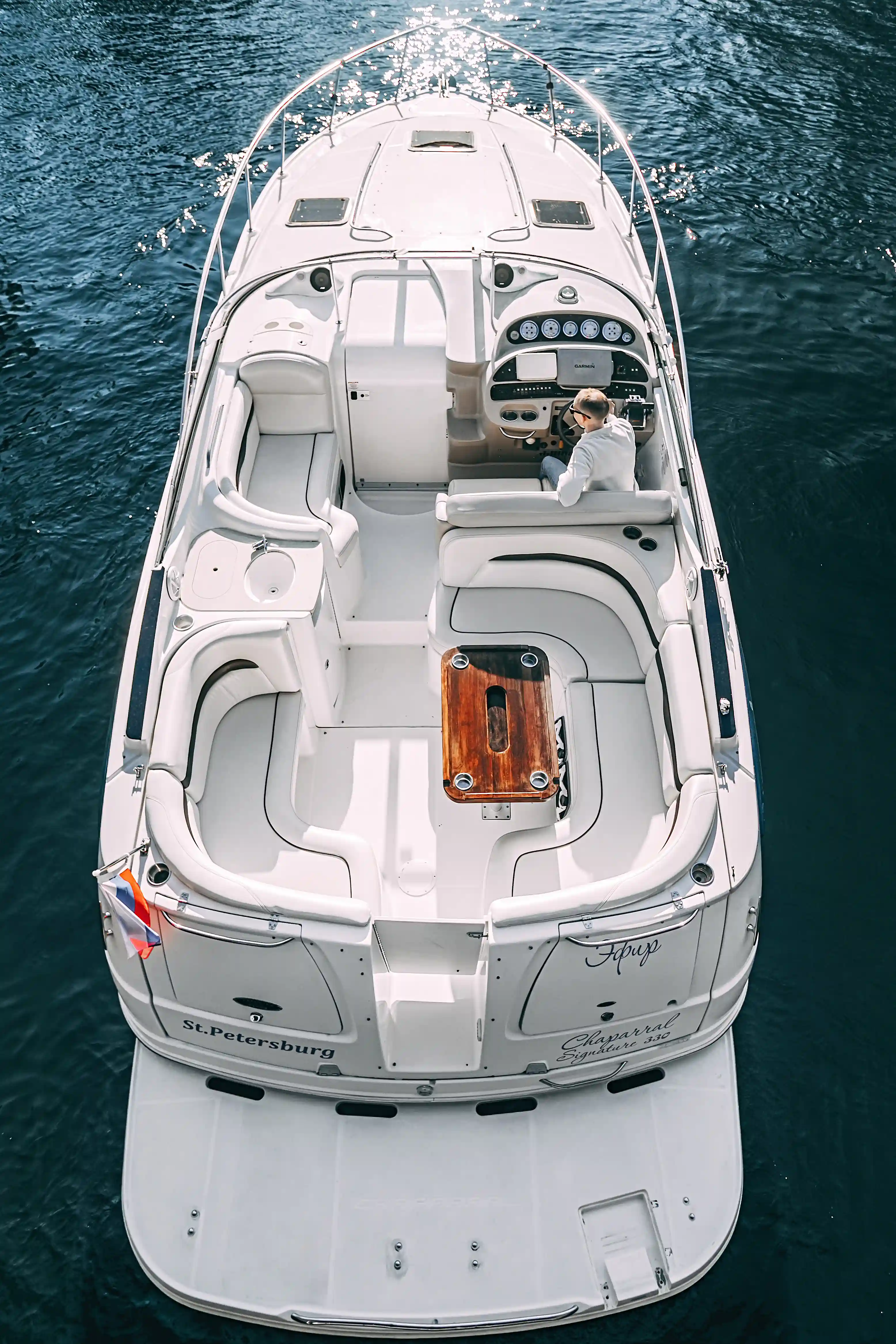 Аренда катера Chaparral 330 «Эфир» image- 3